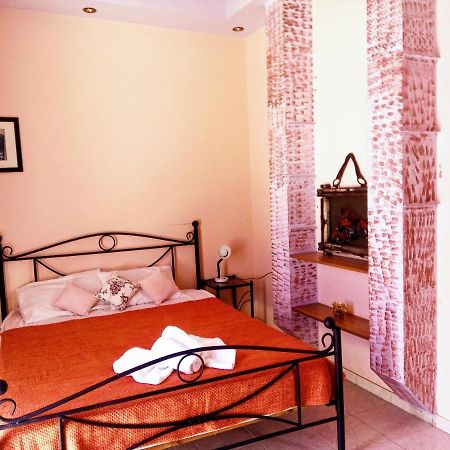 Saint Konstantin Beach Apartments Stegna Екстериор снимка