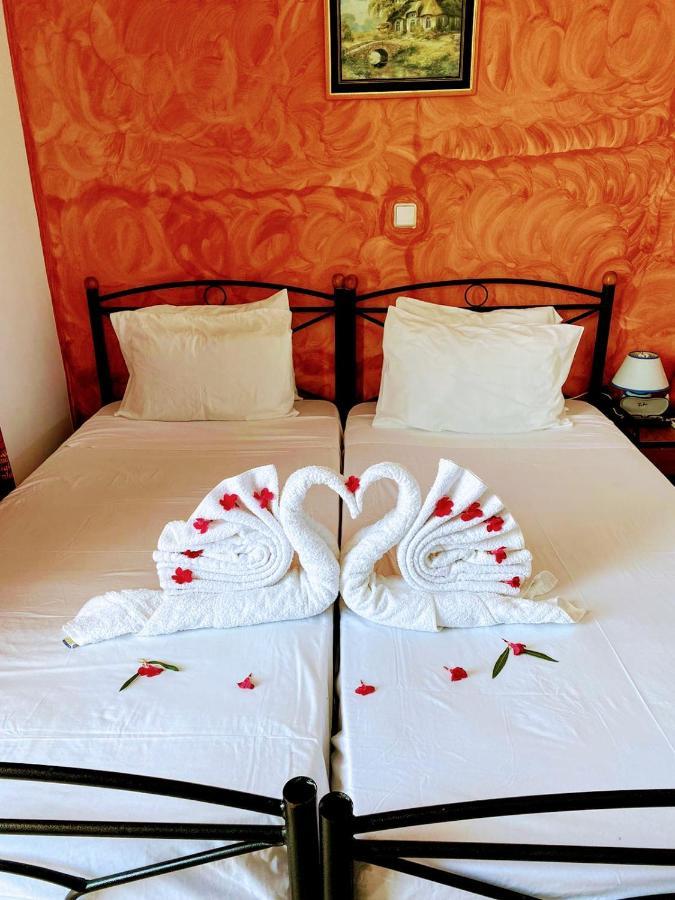 Saint Konstantin Beach Apartments Stegna Екстериор снимка