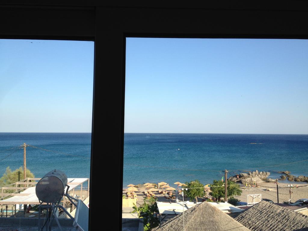 Saint Konstantin Beach Apartments Stegna Стая снимка