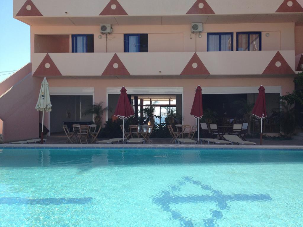 Saint Konstantin Beach Apartments Stegna Екстериор снимка