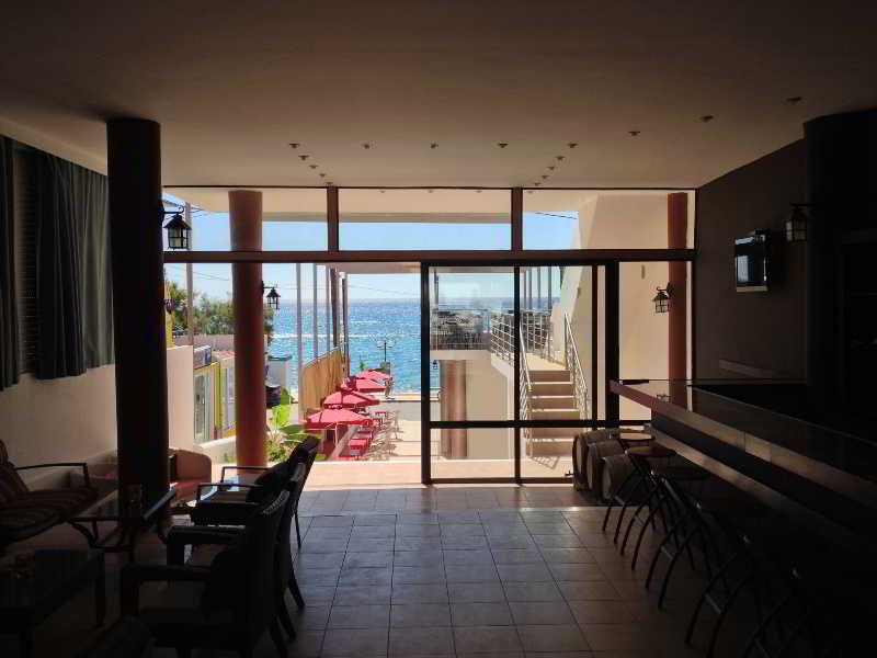 Saint Konstantin Beach Apartments Stegna Екстериор снимка