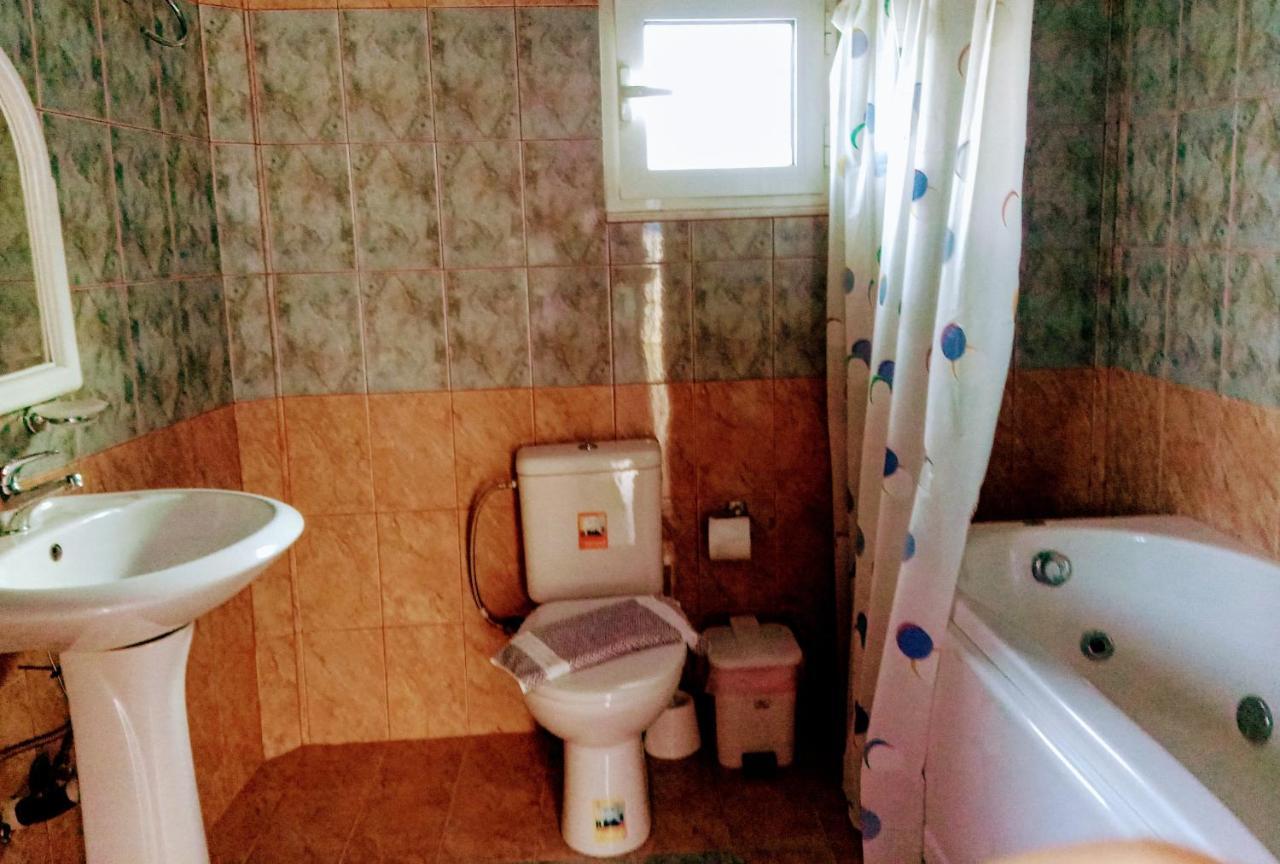 Saint Konstantin Beach Apartments Stegna Екстериор снимка