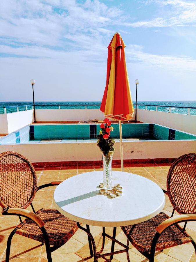 Saint Konstantin Beach Apartments Stegna Екстериор снимка